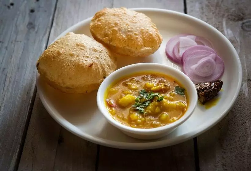 Oyo 10566 Hotel Shanti Guest House