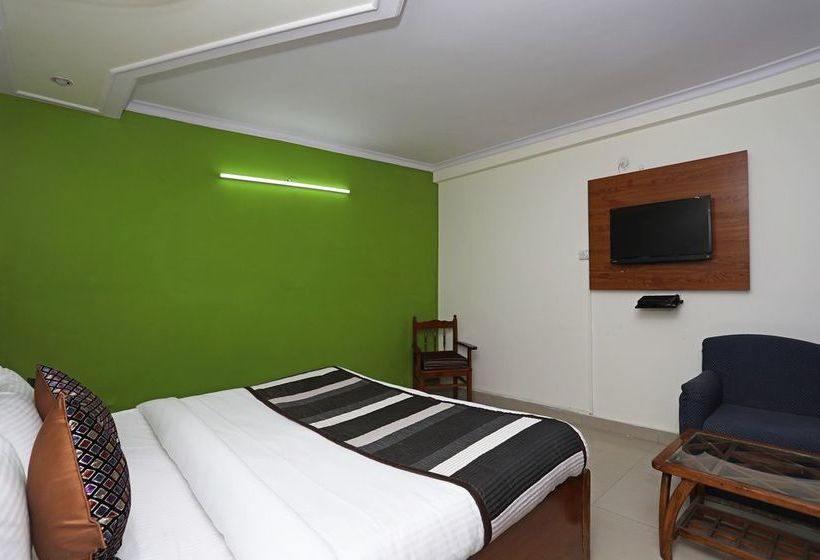 Oyo 11063 Hotel Suncity