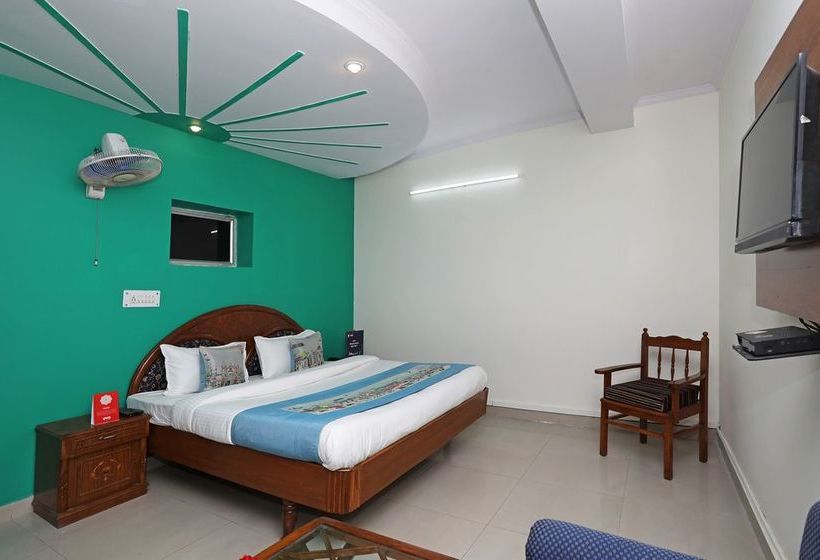 Oyo 11063 Hotel Suncity