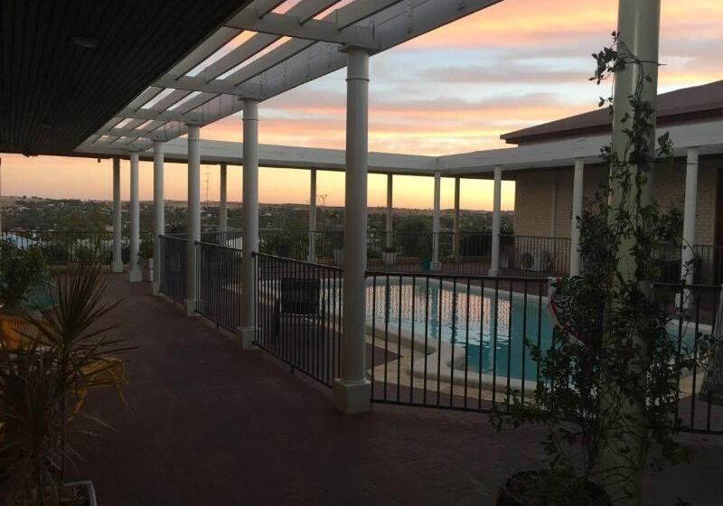 Пансион Fairway Manor Accomodation