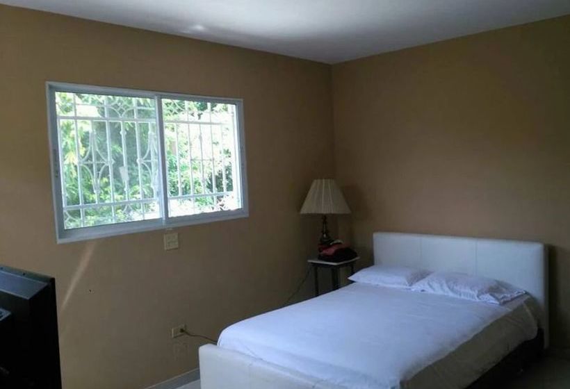 Pansiyon Hibiscus Guest House