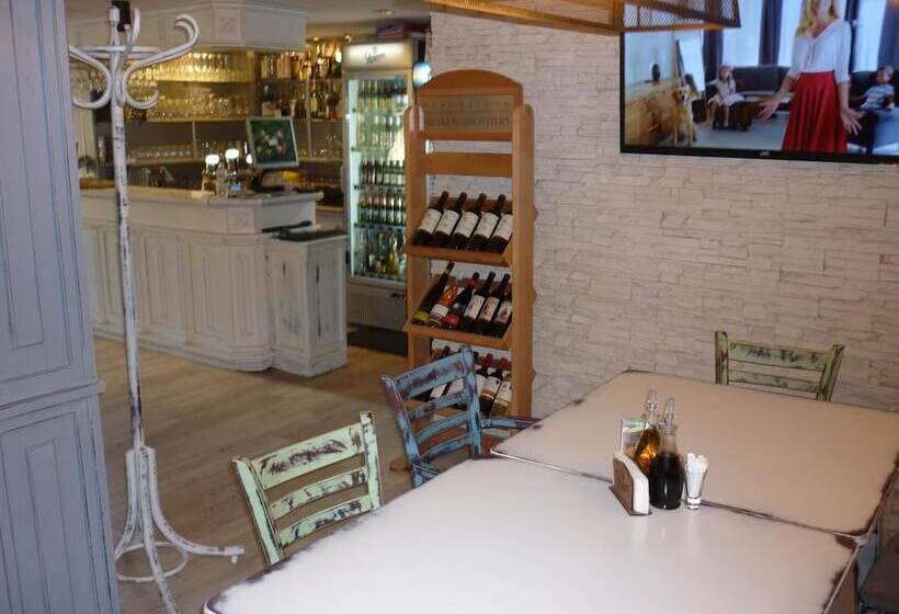 膳宿费 Yalta Guesthouse