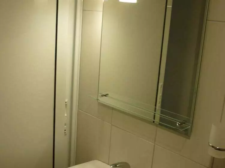 ペンション Yalta Guesthouse