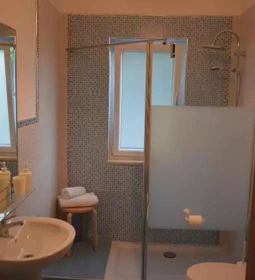 ベッドアンドブレックファースト Biblos E Mare