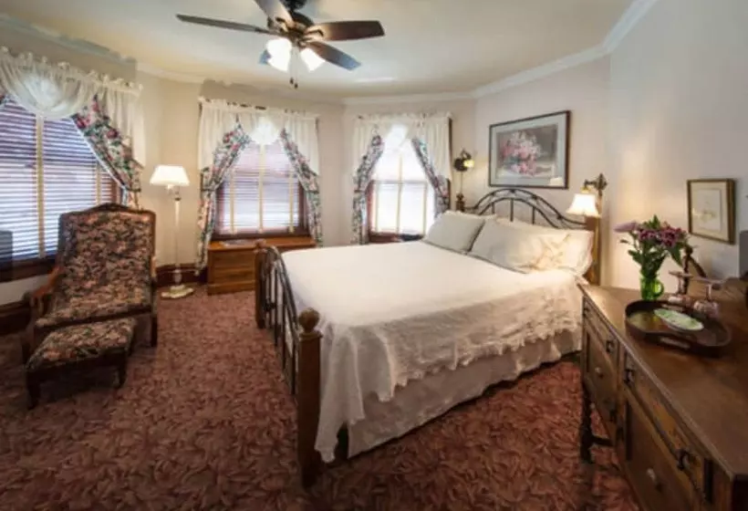 ベッドアンドブレックファースト Mcconnell Inn