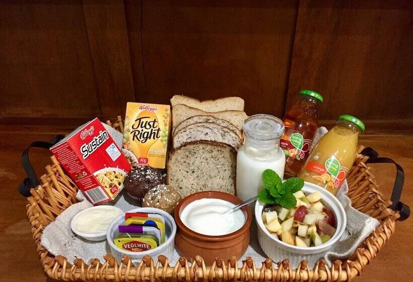 Birds N Bloom Cottages