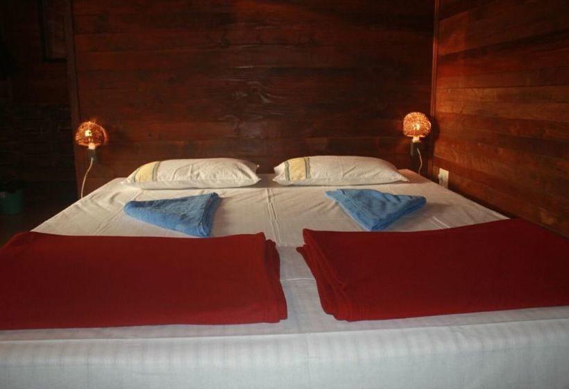 Boatys Beach Cottages