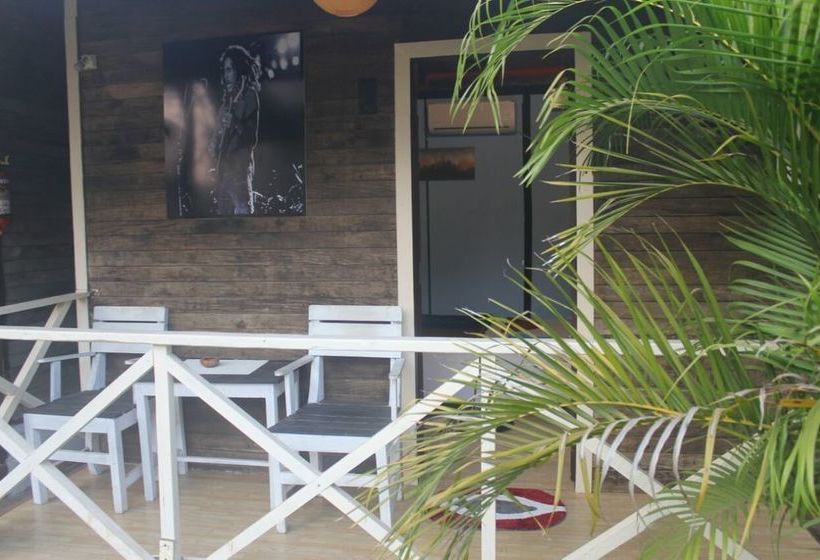 Boatys Beach Cottages