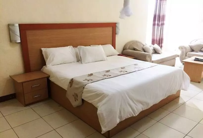 Crown Hotel Lilongwe