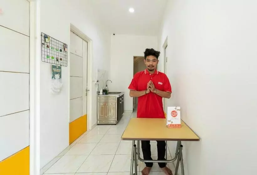 ホテル Airy Gunung Anyar Pecatu Tiga E9 Surabaya