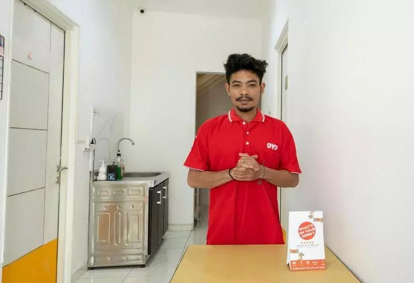 ホテル Airy Gunung Anyar Pecatu Tiga E9 Surabaya