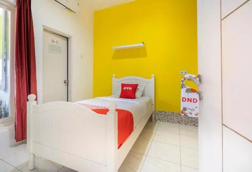 ホテル Airy Gunung Anyar Pecatu Tiga E9 Surabaya