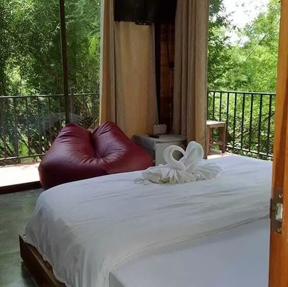 Hotelli Bang Wela At Suanphung Resort