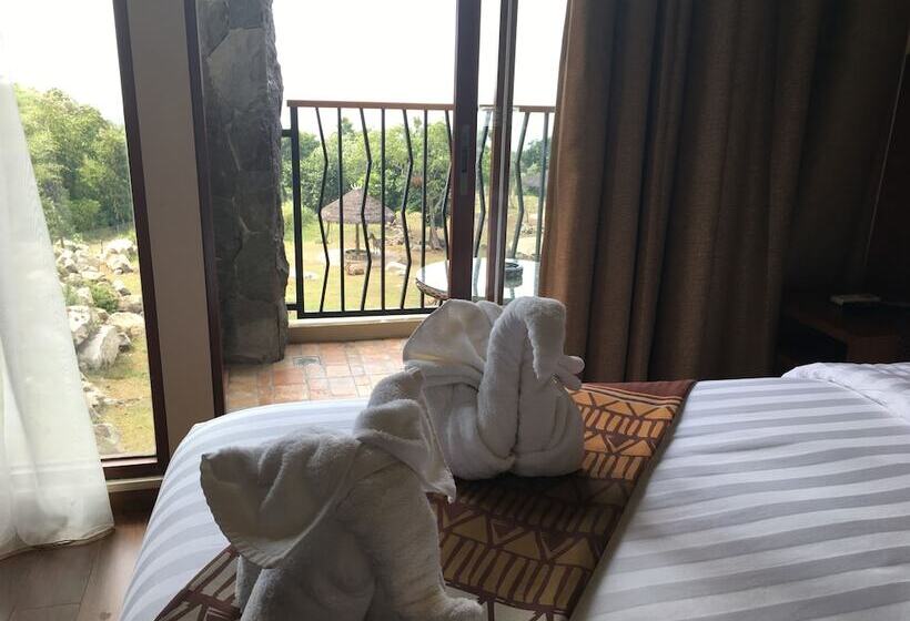 Hotel Baobab Safari Resort