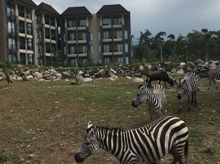 Hotel Baobab Safari Resort