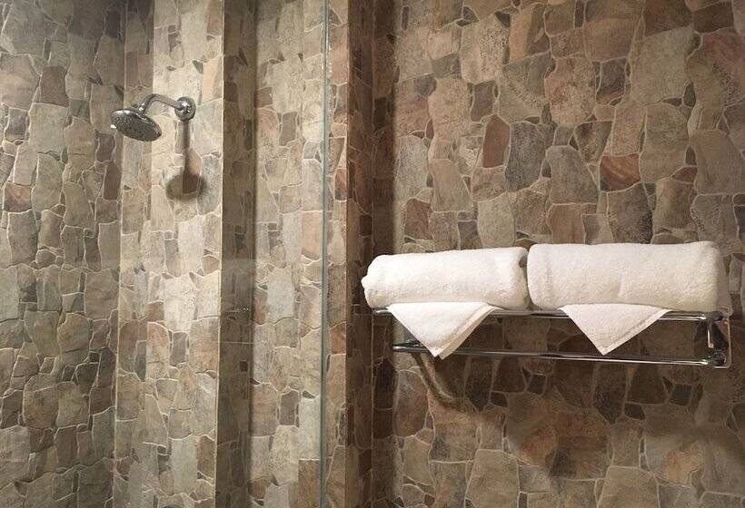 Hotel Baobab Safari Resort