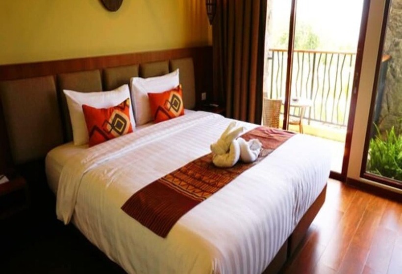 Hotel Baobab Safari Resort