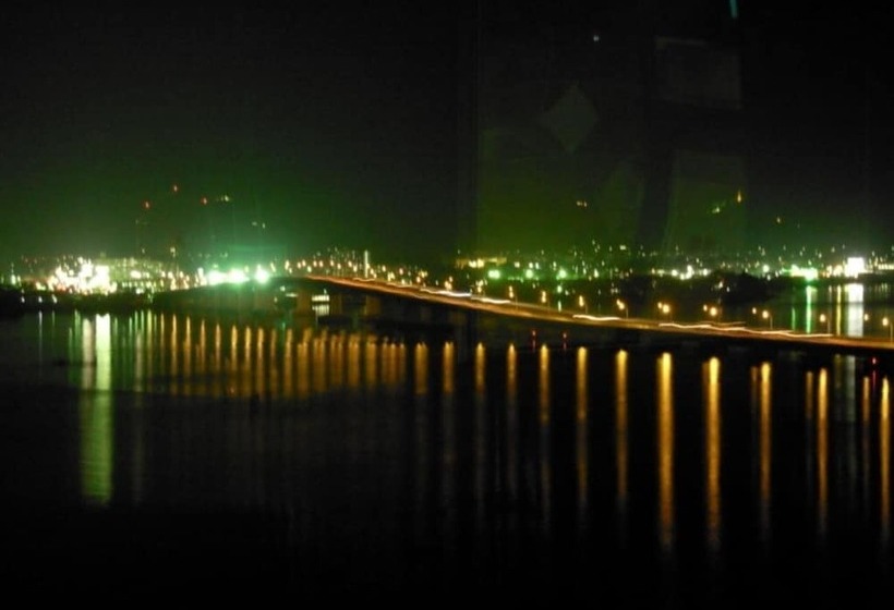 בית מלון כפרי Biwako Plaza