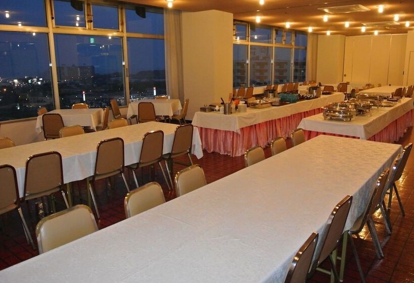 בית מלון כפרי Biwako Plaza