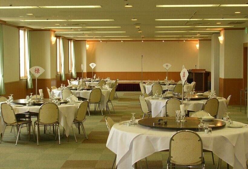 בית מלון כפרי Biwako Plaza