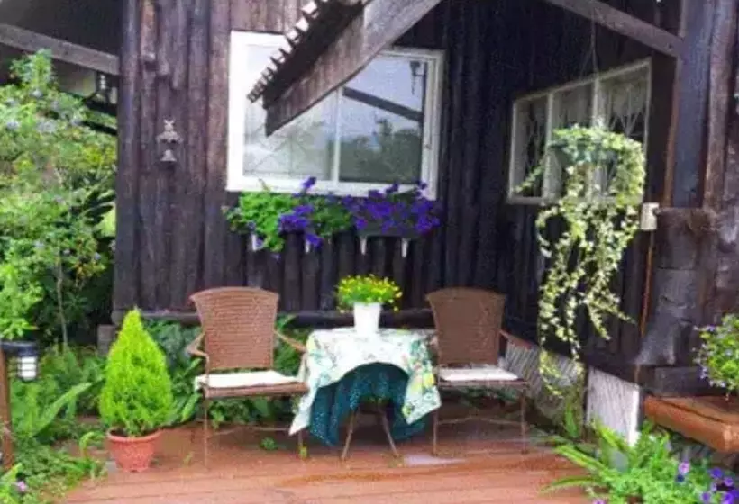 هتل Kiangmok Chalet