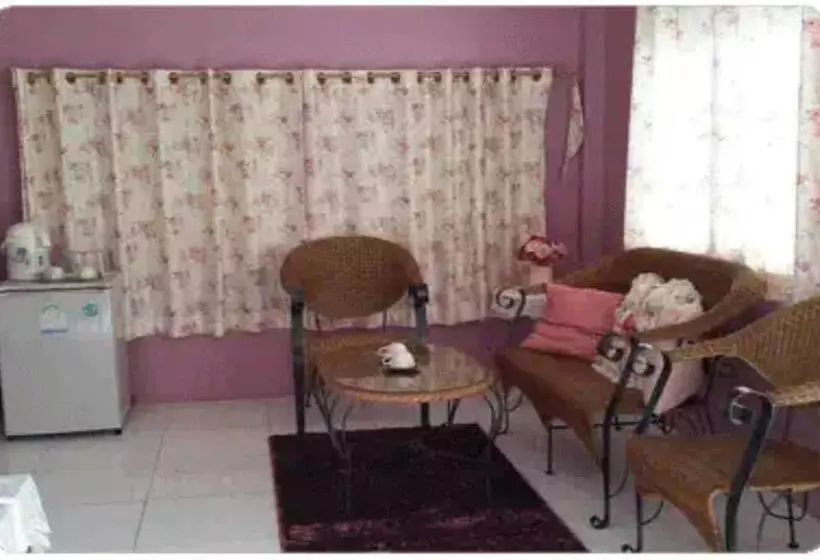 هتل Kiangmok Chalet