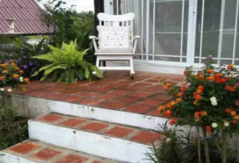 هتل Kiangmok Chalet