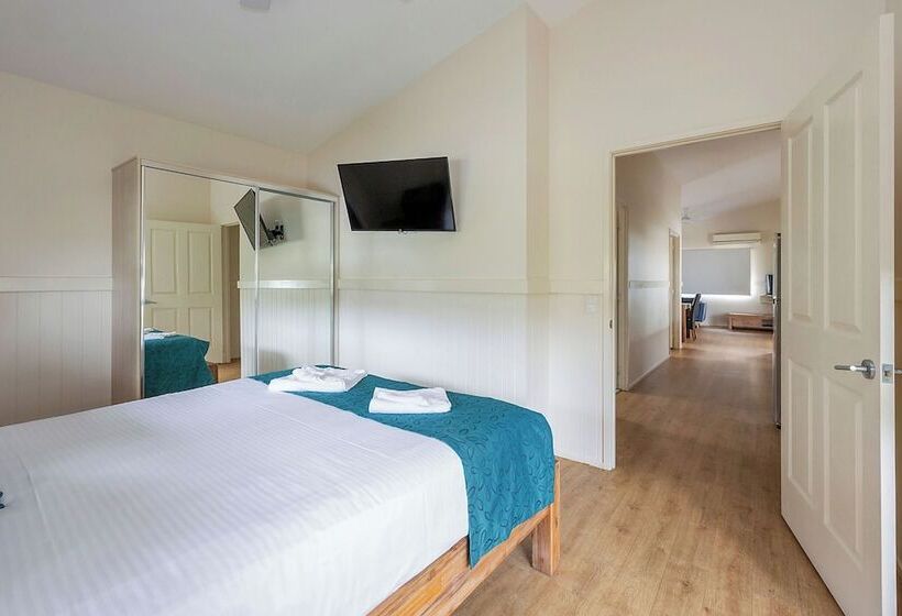 Отель Reflections Scotts Head Holiday Park