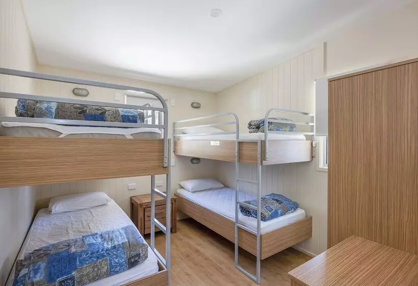 ホテル Reflections Scotts Head   Holiday Park