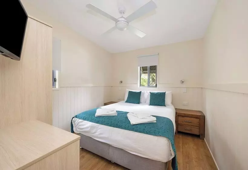 ホテル Reflections Scotts Head   Holiday Park