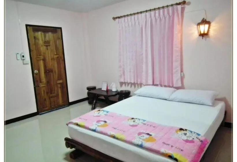 Hotelli Sakthong Resort