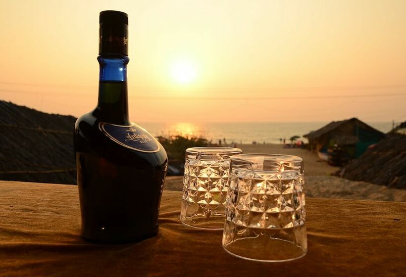 בית מלון כפרי Zac Beach Resort