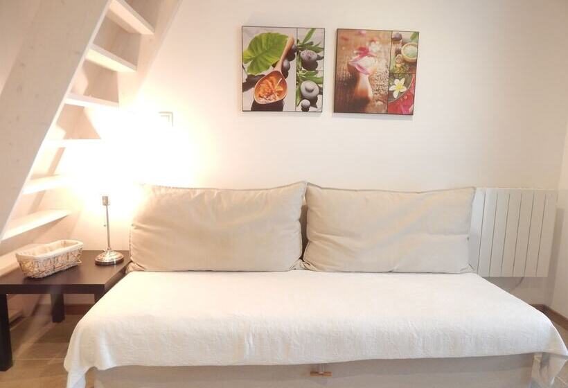 Le Mas Des Roches à Velaux