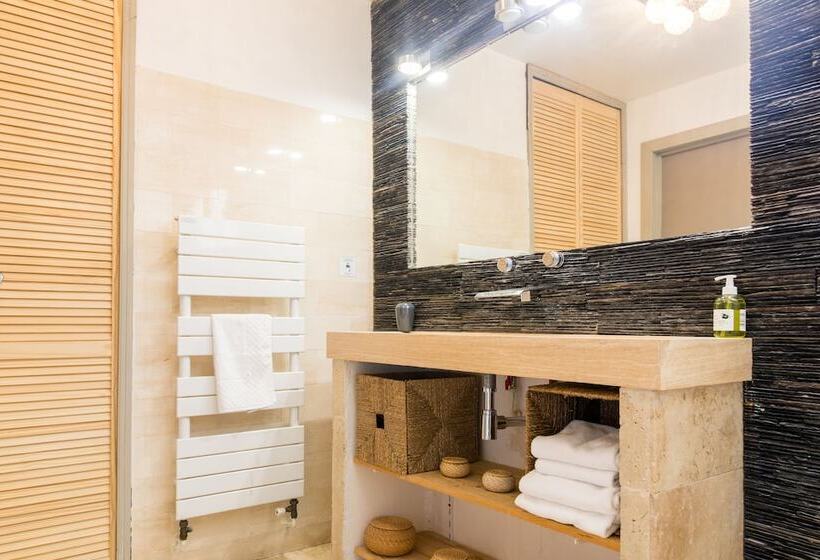 Le Mas Des Roches à Velaux