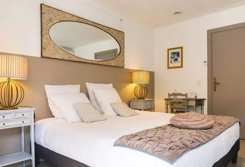 Le Mas Des Roches à Velaux