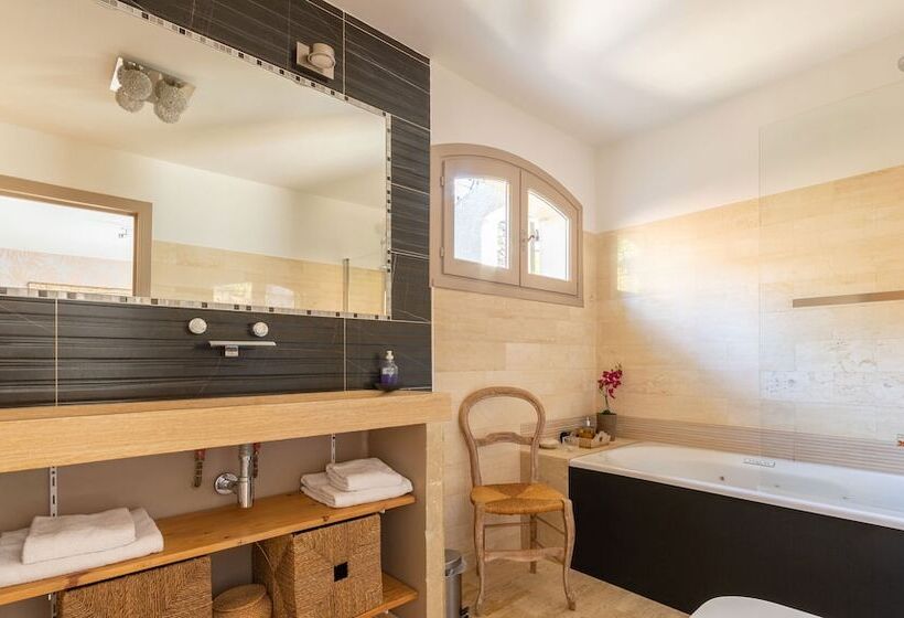 Le Mas Des Roches à Velaux