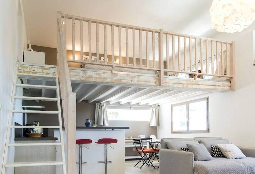 Le Mas Des Roches à Velaux