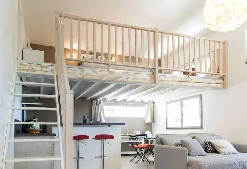 Le Mas Des Roches à Velaux