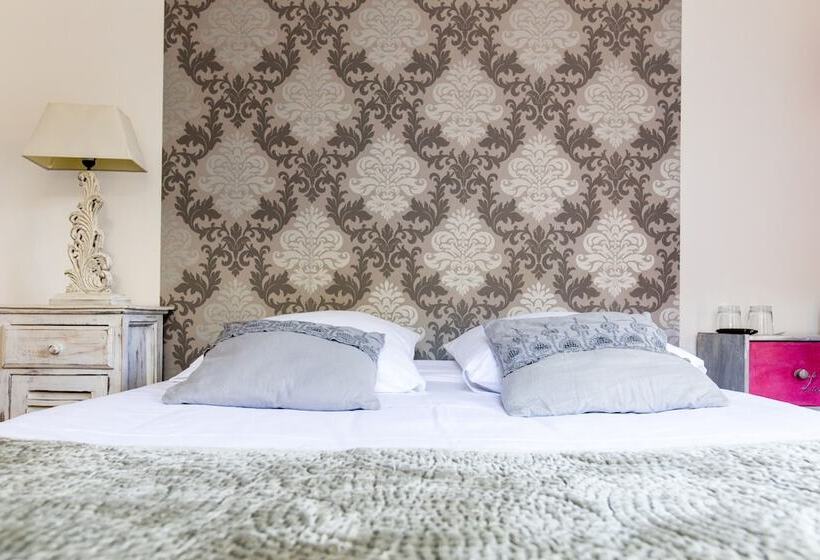 Le Mas Des Roches à Velaux