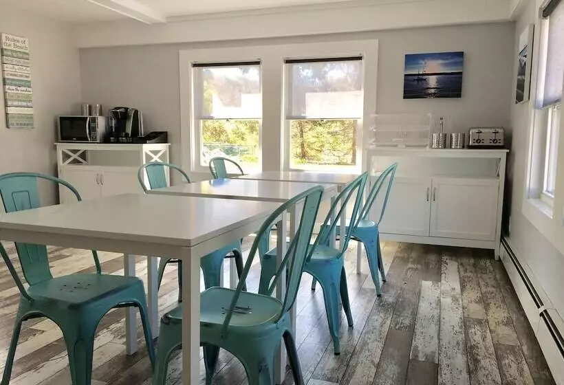 Motelli Kingfisher Lodging