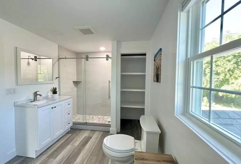 Motelli Kingfisher Lodging