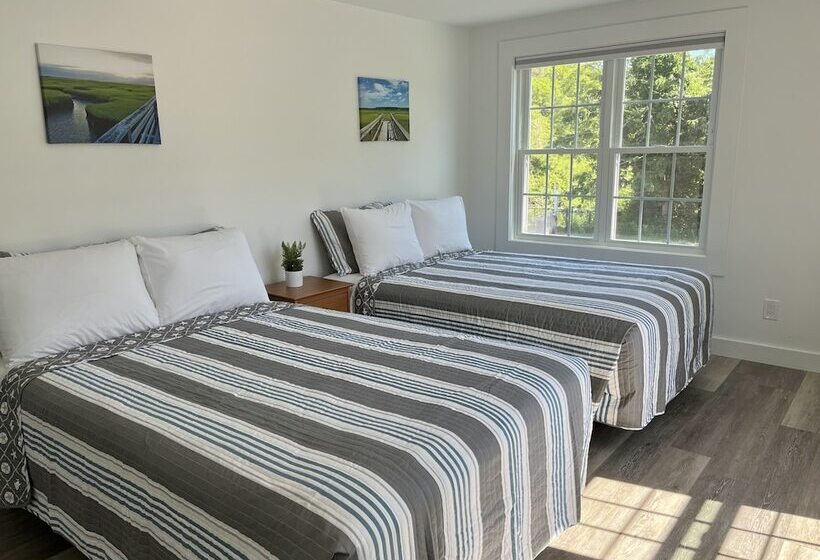 فندق على الطريق Kingfisher Lodging