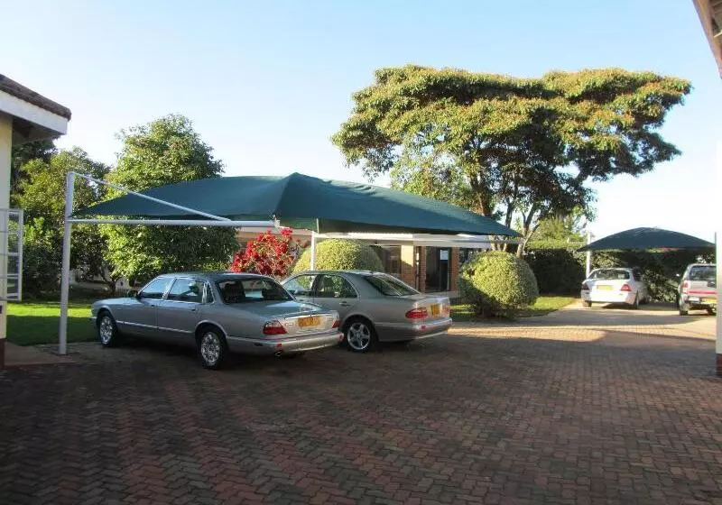 پانسیون Art Lodges