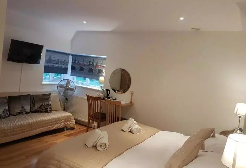 Majatalo Hazel Residence