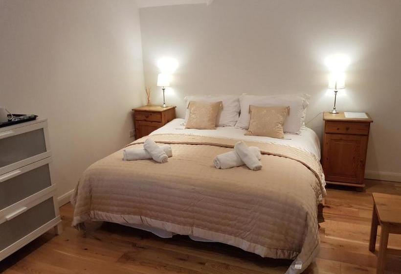 膳宿费 Hazel Residence