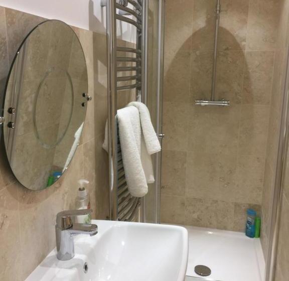 膳宿费 Hazel Residence