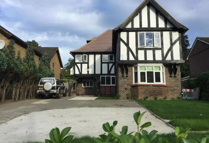 Majatalo Hazel Residence