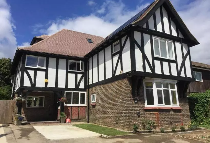 Majatalo Hazel Residence