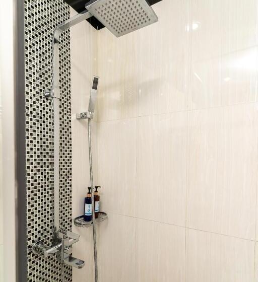 پانسیون Nala Veli Villa