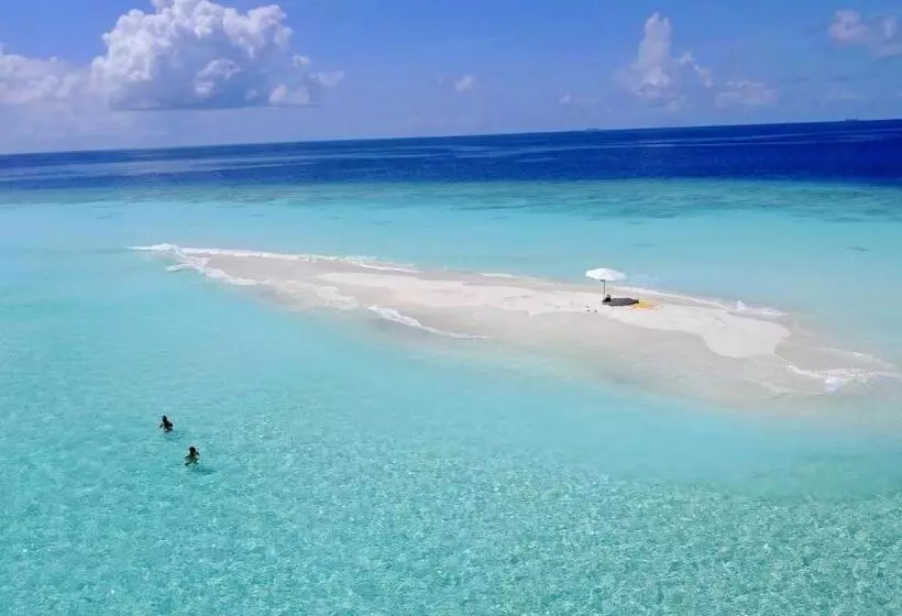 پانسیون Nala Veli Villa